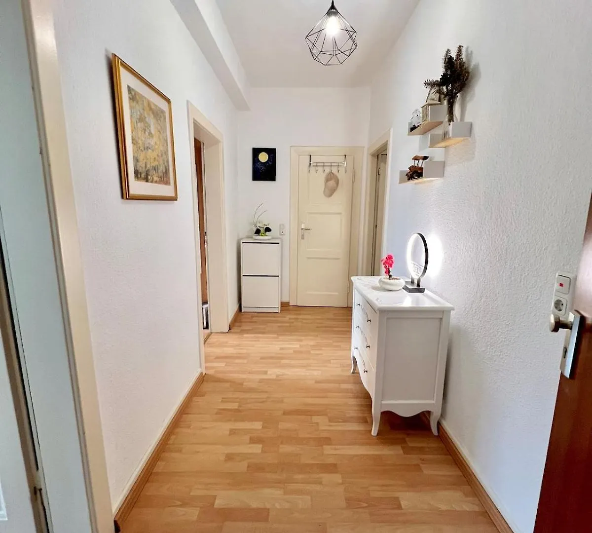 Cozy 2-Room-Apartment On Zoo Park In District 2 Ντίσελντορφ 0*,